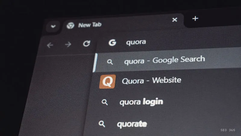 Rezultate Google pentru Quora analizate după actualizarea anti-spam din august 2026