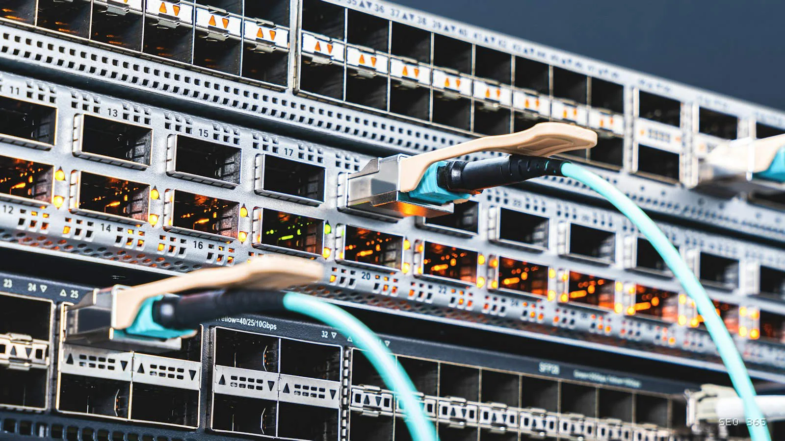Infrastructură Cloudflare conectată la servere pentru extinderea indexării în ChatGPT Search