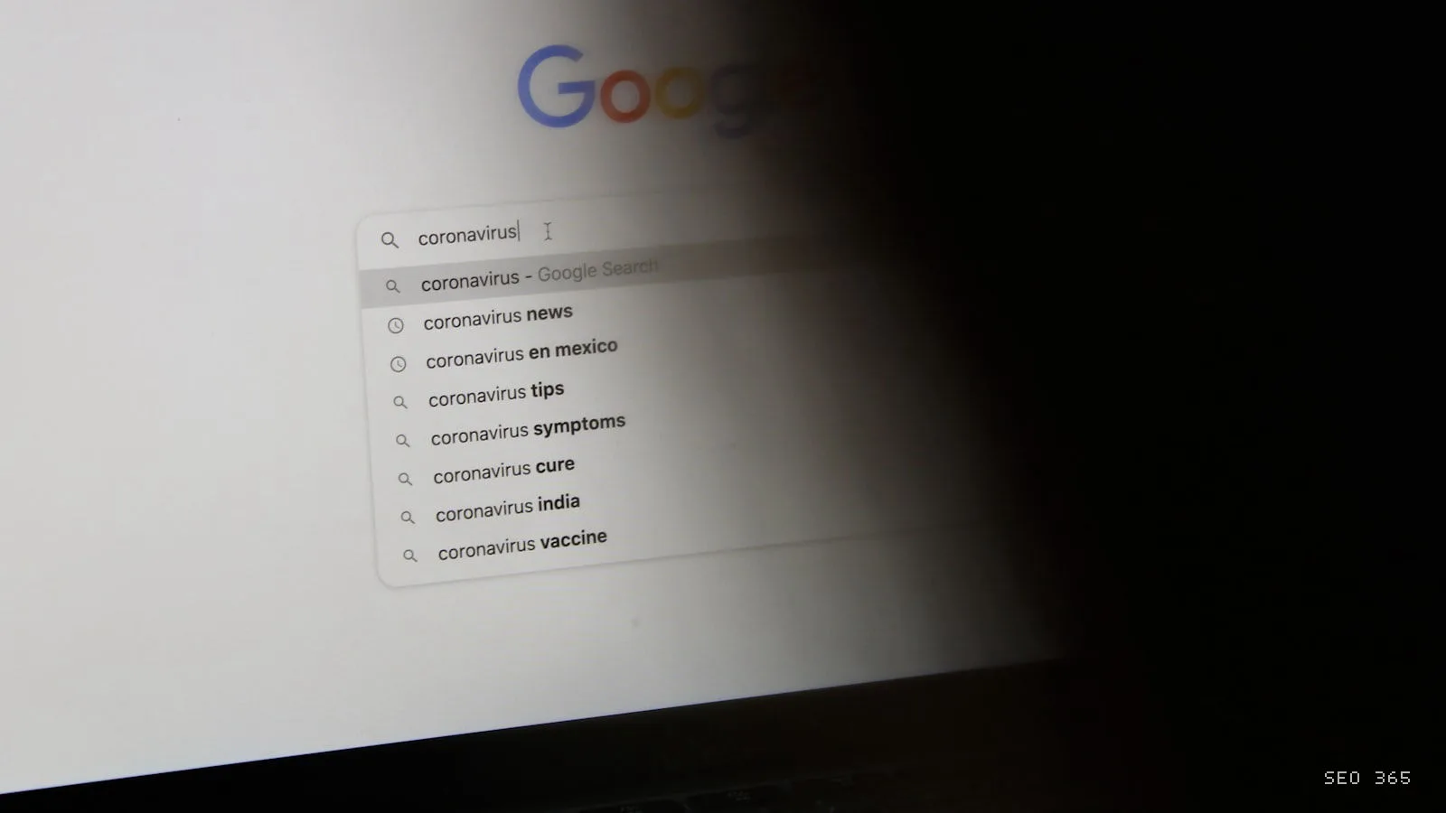 Actualizarea Google anti-spam din august 2026 afectează clasamentele globale